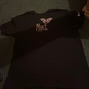 Womens Nike T-shirt